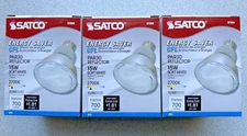 NEW 3 PACK SATCO S7204 15W PAR30 2700K FLOODLIGHT BULB 50W EQUIVALENT Lot of 3