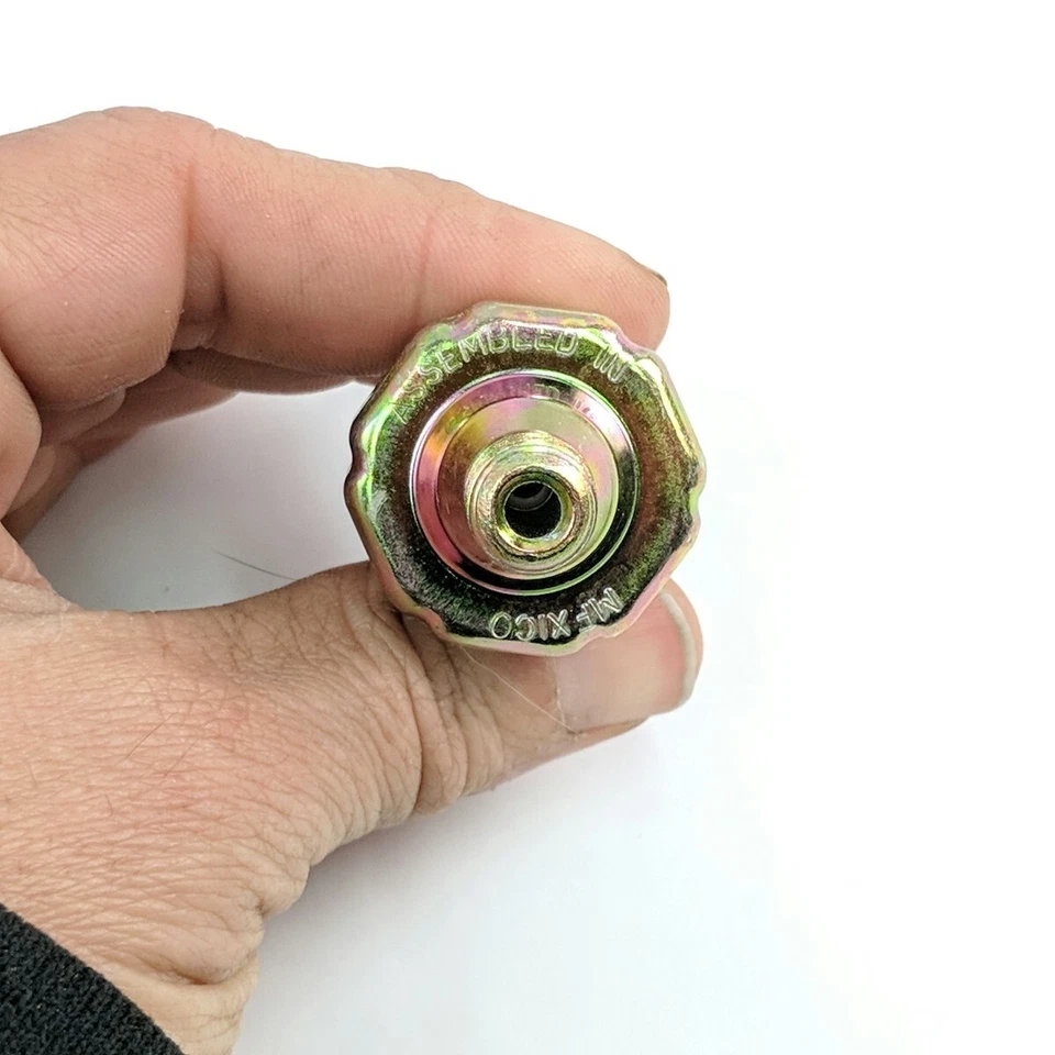 Interruptor de luz de presión de aceite Napa Echlin OP6115 para Infiniti Nissan para 2524070J00 Foto 3 de 4