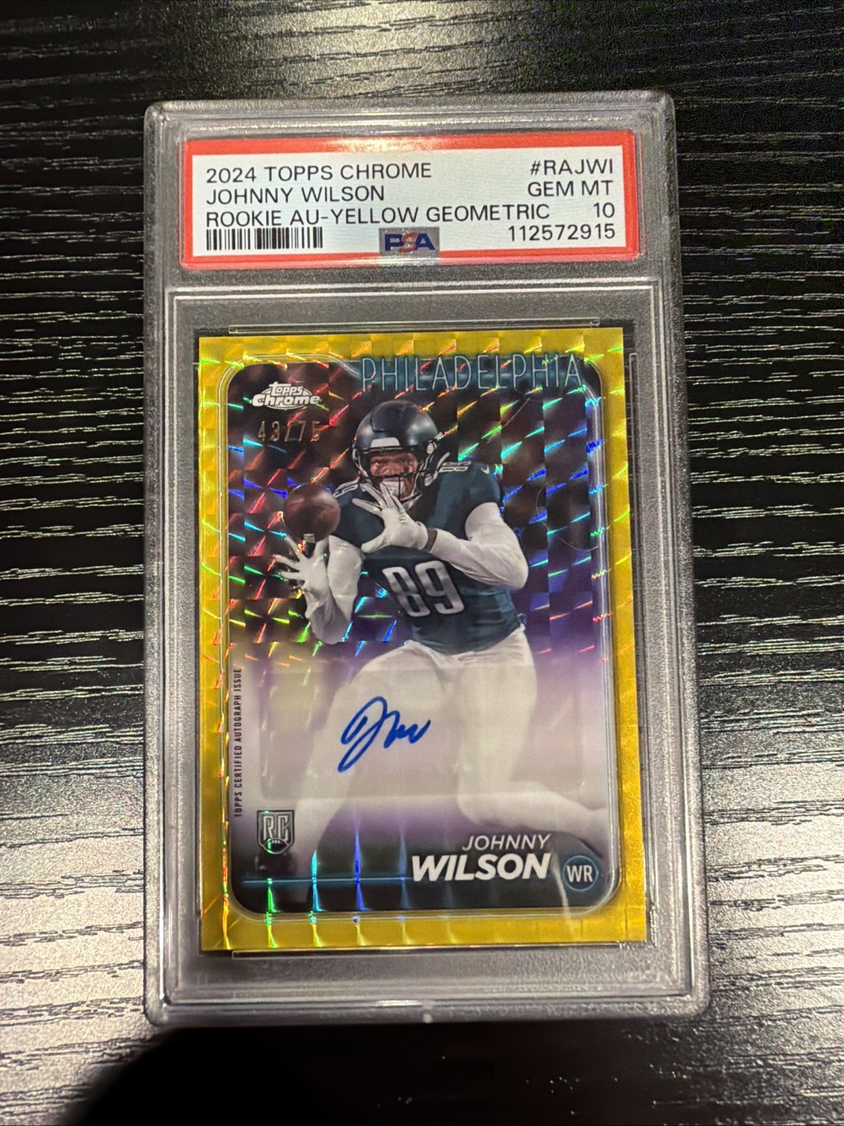 Johnny Wilson Topps Chrome Rookie Autographs Variations #RAJWI Yellow Geometric