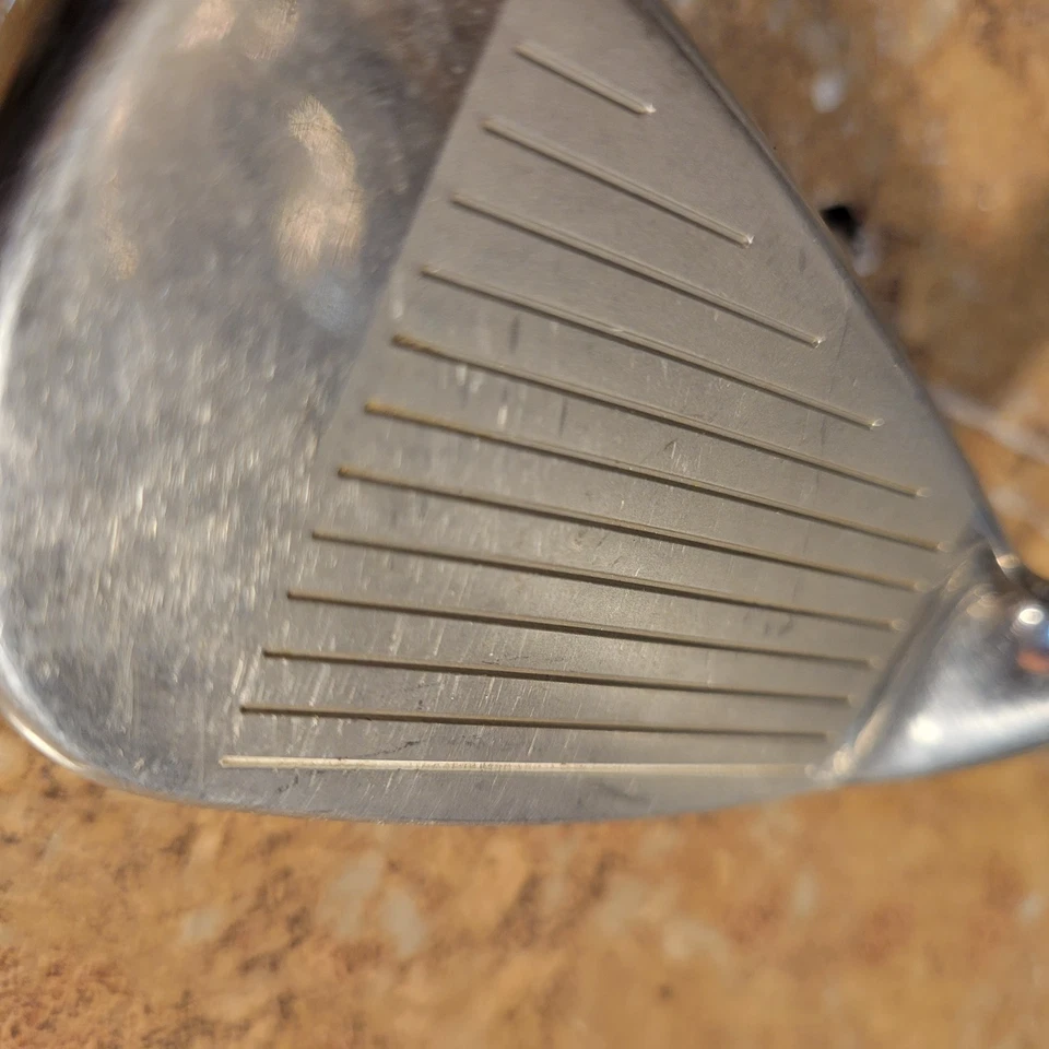 CLEVELAND LAUNCHER HB  7 IRON HYBRID REGULAR  REGULAR GRAPHITE - Image 4 of 4