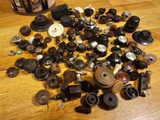 Lot of Vintage 30's 40's 50's Wood Bakelite Plastic Radio Knobs Dials
