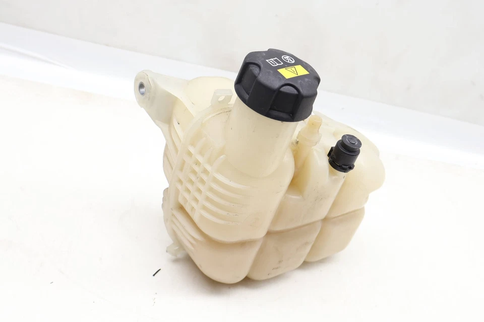 BMW 228I XDRIVE 2020-2024 gran cupé - depósito de refrigerante/tanque/botella Foto 2 de 4