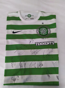 Celtic 2012/13 Full Team Autographed Shirt with Complete Player Signatures