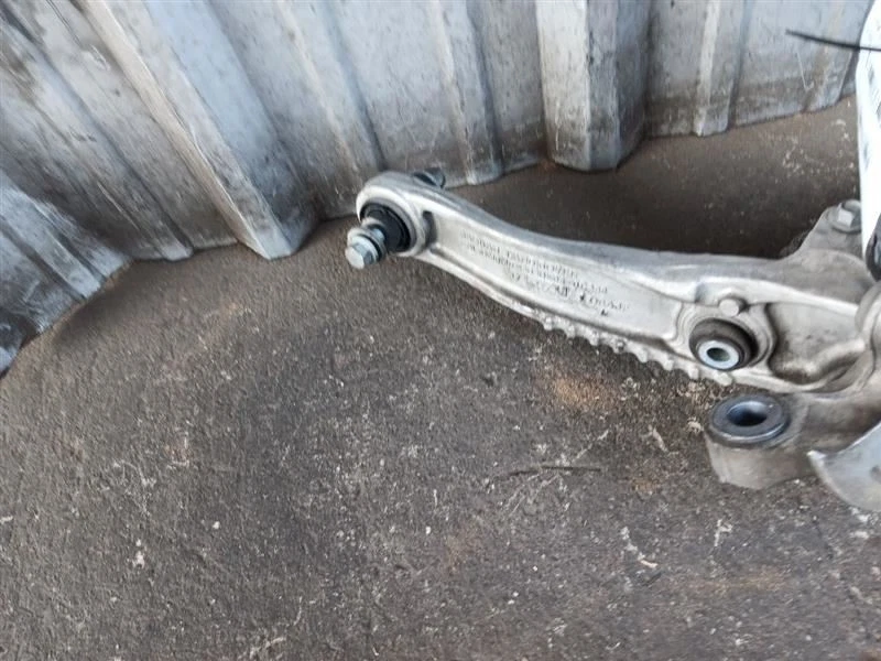 Juego de nudillos de suspensión delantera derecha Jaguar F-Pace Range Velar 17-19  Foto 4 de 4