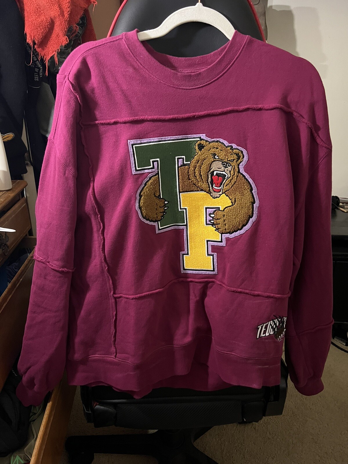 Picture 1 of 3