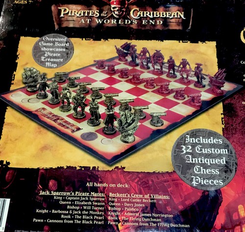 Disney Pirates of The Caribbean At World's End Chess Set Collectors Edition NEW - Picture 2 of 8