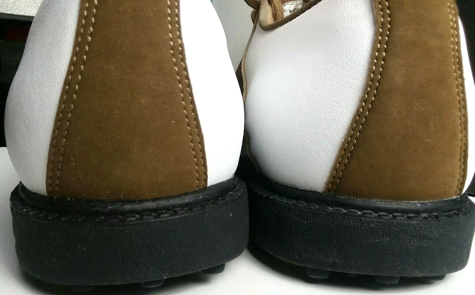 Nike Golf Donna Air Classics Bianco Cachi Scuro Oxford Taglia 9M con Scatola