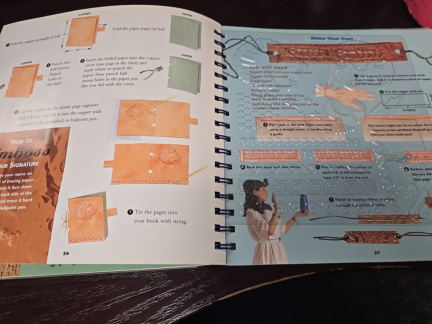 A Book of Artrageous Projects Interactive Kids Activity Art Paint Sticker KLUTZ