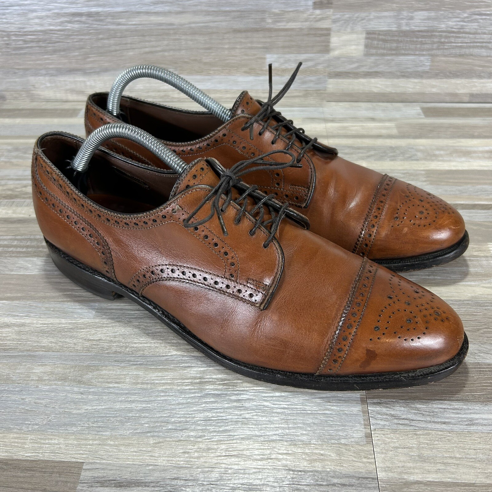 Allen Edmonds Sanford Men's Size B Walnut Brown Cap Toe