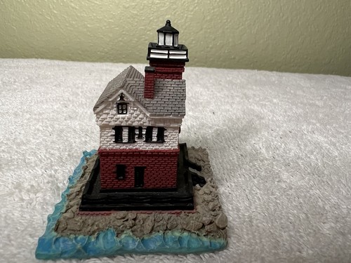 Lighthouse Round Island MI L188 Village collezione simile a Liberty Falls