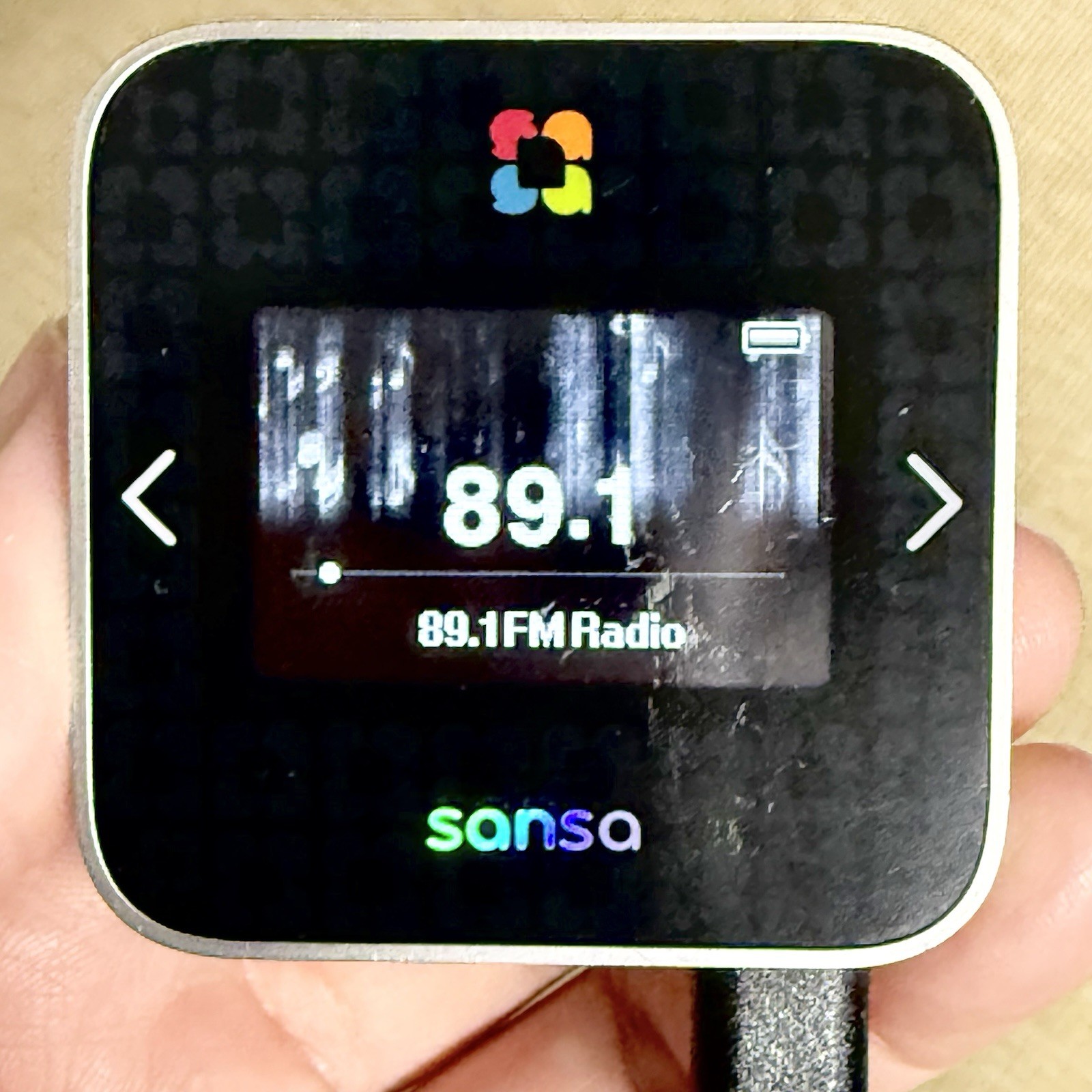SanDisk Sansa SlotRadio FM/MP3 Player BAD BATTERY Tested No Music SD Card