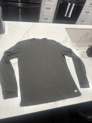 Vuori Ever Henley Shirt Mens L Gray Gray Green Long Sleeve V165 Performance Crew