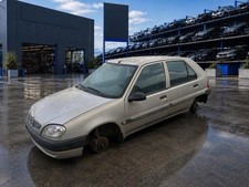 Retroviseur droit (ou coque) Citroen SAXO