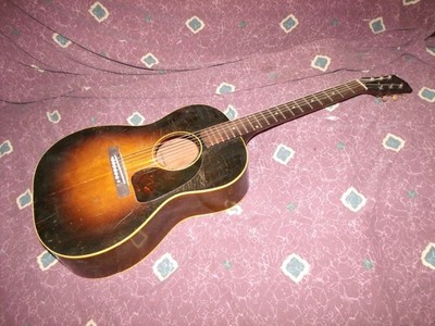 Vintage 1952 Gibson LG-1 Acoustic Guitar SWEET!