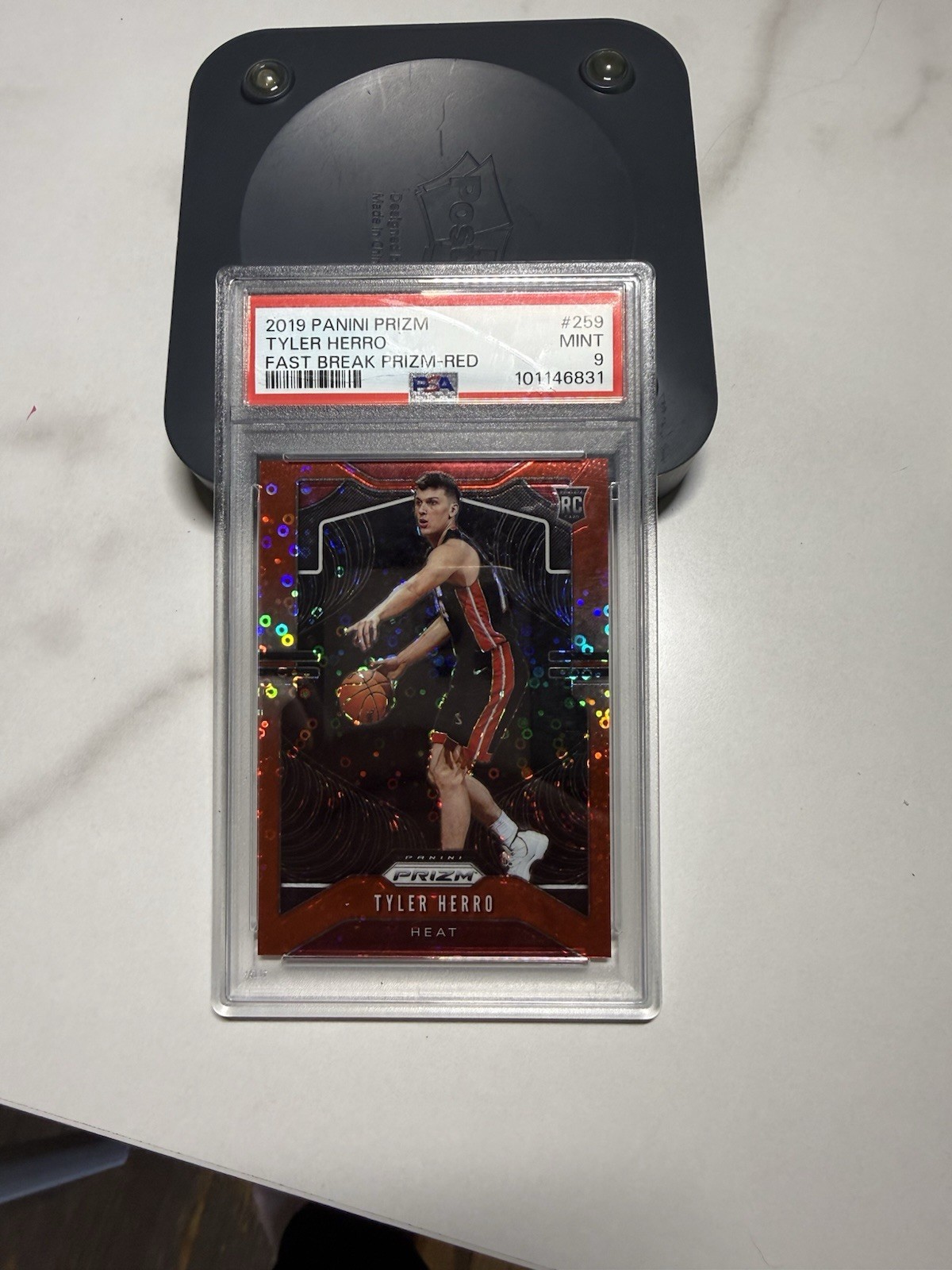 2019-20 Panini Prizm - Rookie Tyler Herro #259 Red Fast Break Prizm /125 (RC)