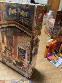 LEGO Harry Potter: Hogwarts Classrooms (4721) Complete with Box & Instructions