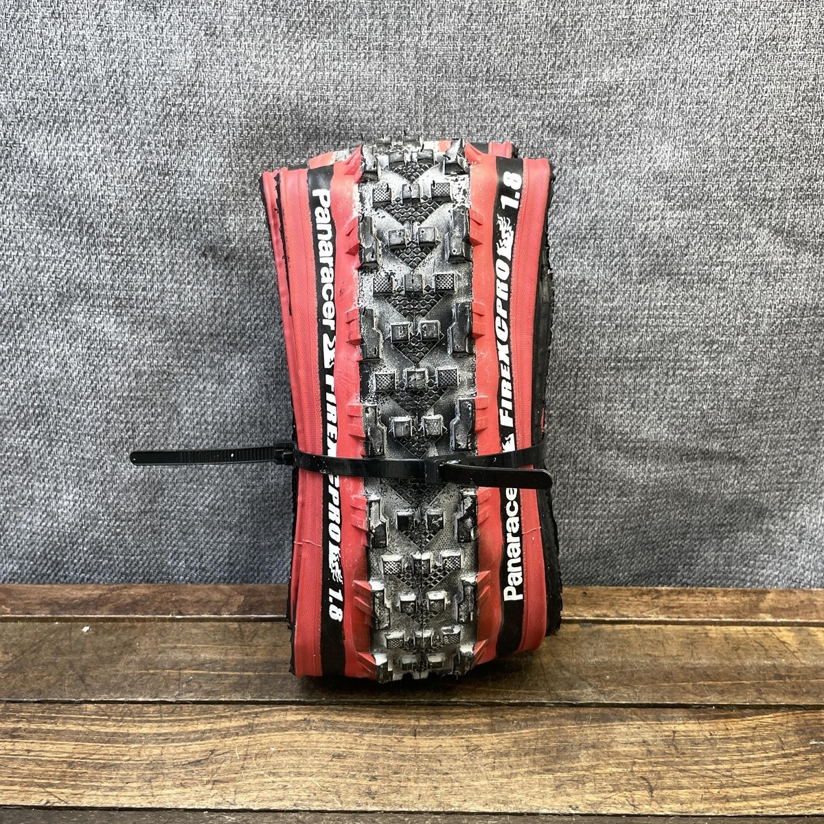 Vintage Panaracer Fire XC Pro Tire NOS 26x1.8 26in Knobby MTB Red
