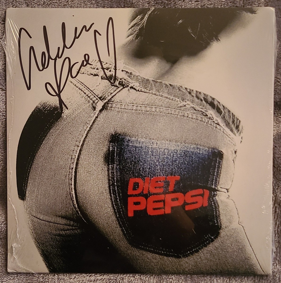 Addison Rae Diet Pepsi 7” HAND SIGNED VINYL Limited Edition