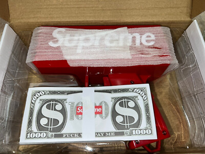 Supreme Cash Cannon Money Gun ジャンク New Supreme SS17 Cash Cannon Money Gun Red Box Logo