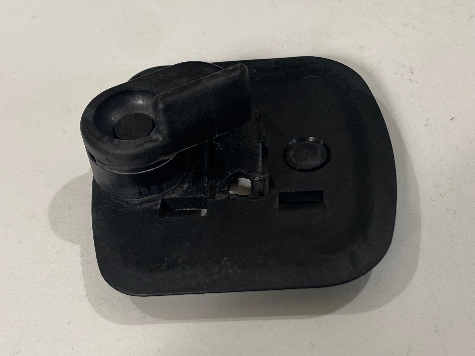 Genuine Mercedes Benz Cover Bezel Handle Holder PA6+EPDM-GF15  