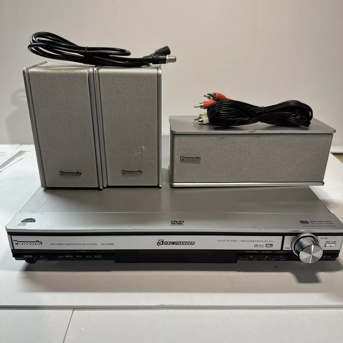 Panasonic 5 Disc DVD Home Theater Sound System SA HT690 No Power Cord No Remote