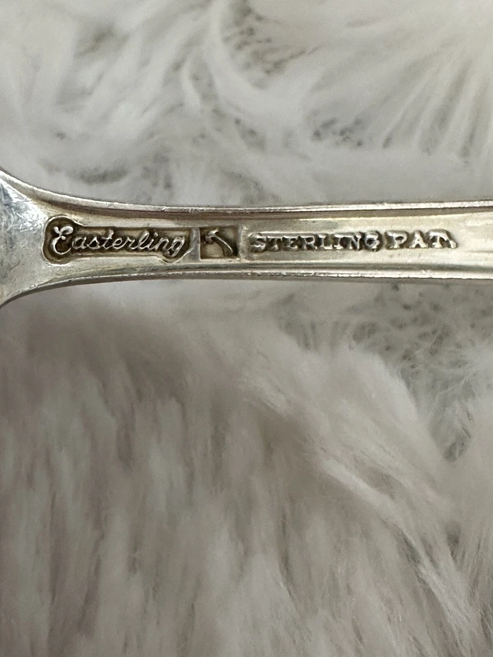 Cuchara bebé vintage de plata de ley Easterling Foto 4 de 4