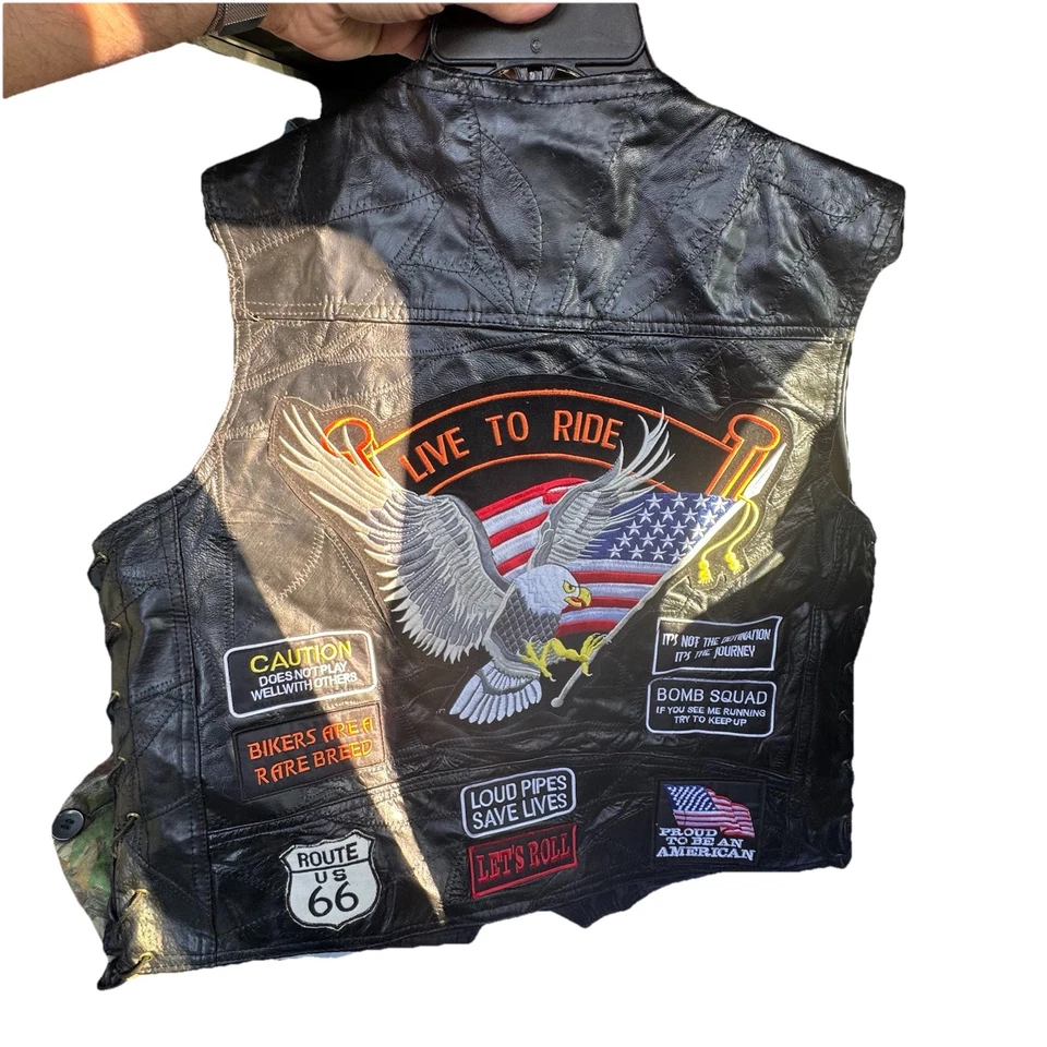 Chaleco de Motociclista de Colección Placa de Diamante Cuero de Búfalo Genuino Parches Auténtico Talla XL Foto 3 de 4