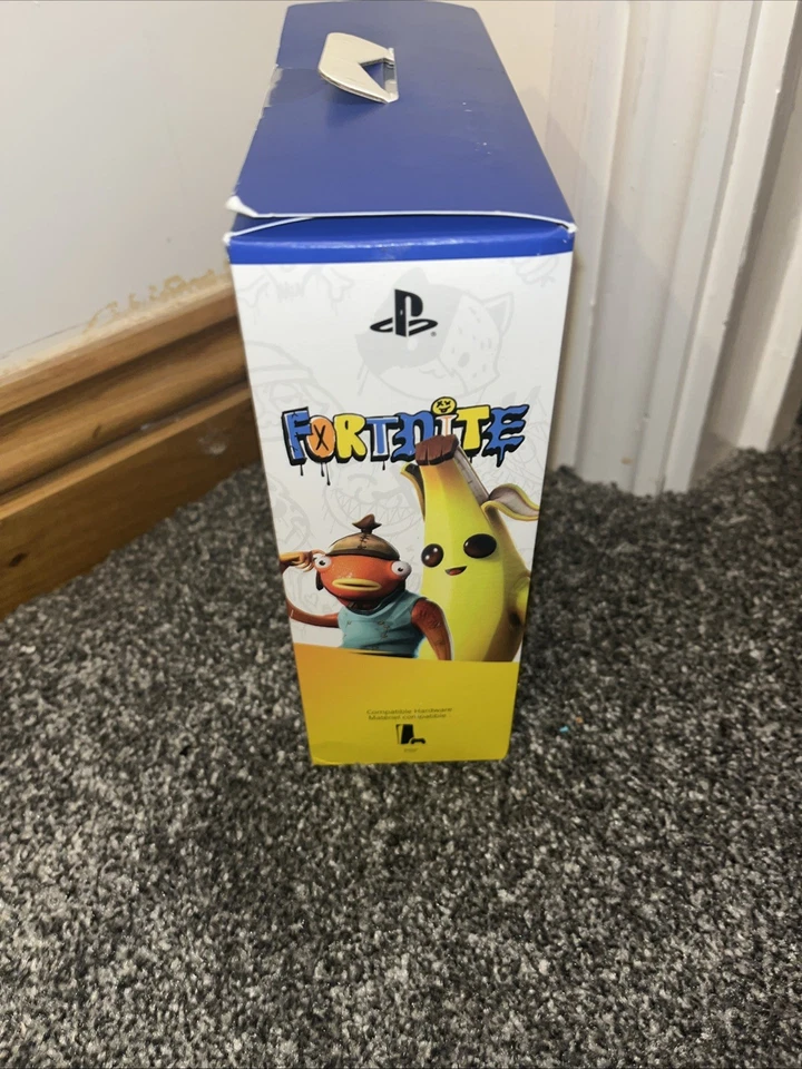 FORTNITE Limited Edition Official Sony DualSense PS5 PlayStation Controller - Image 4 of 4
