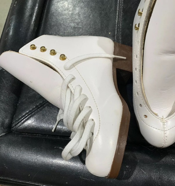 childrens ice skating boots