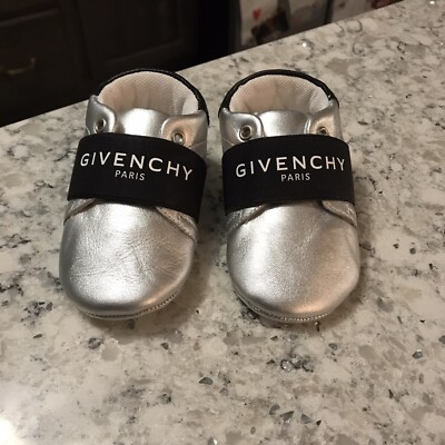Givenchy silver baby shoes size 19 EU