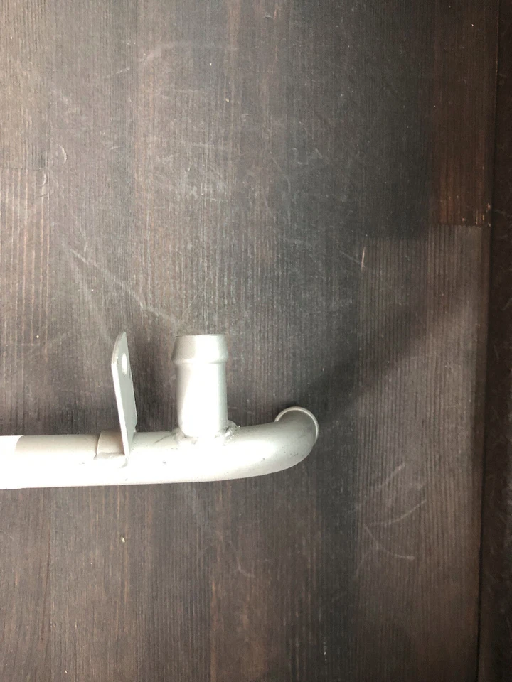 Mitsubishi Starion PIPE WATER PUMP WATER BY-PASS MD021513 Genuine JDM — 第 3/4 张图片