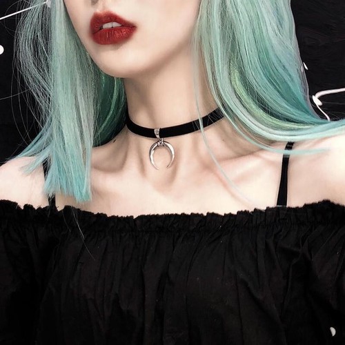 Black Chain Moon Choker Necklace 