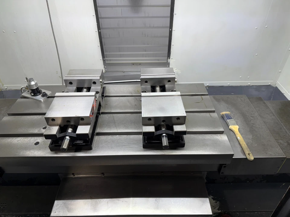 Haas VF-2SS-YT CNC Vertical Machining Center - Image 3 of 4