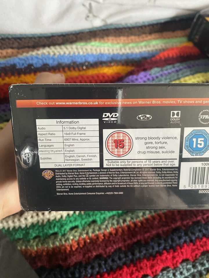 The vampire diares love sucks full series dvd SEALED - Image 2 of 3