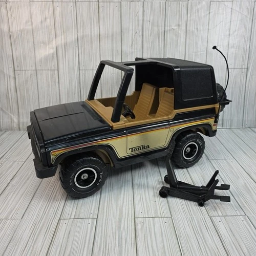 Vintage 1978 Tonka Mighty Ford Bronco MR-970 4X4 Black & Gold Complete! Unbroken