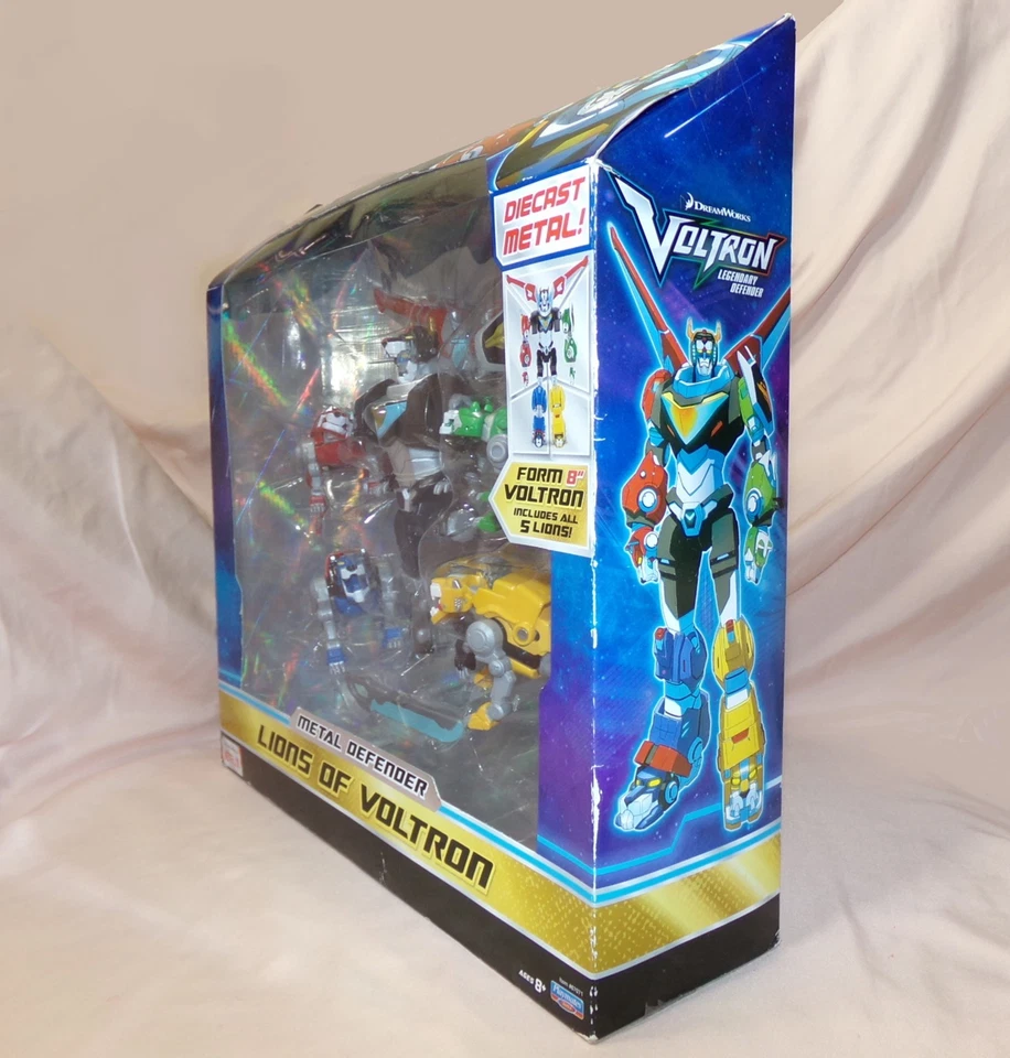 VOLTRON LEGENDARY METAL DEFENDER SET-New-Diecast-Dreamworks-2017-SDCC-FREE SHIPP - Image 4 of 4