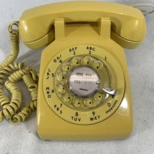 Vintage 1970s Bell System Western Electric Yellow Rotary Dial telephone works