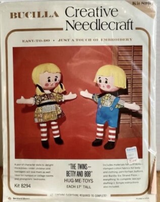 Bucilla CREATIVE NEEDLECRAFT Hug-Me-Toys (2) DOLLS KIT Betty&Bob #8294 Each 17 