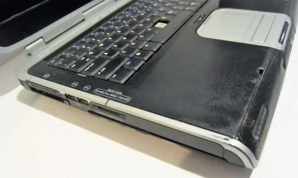 惠普 Pavilion zv6123cl 15'' 笔记本 (AMD Athlon 64) - 零件/维修 - 未测试 — 第 3/4 张图片