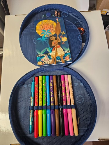 Disney Store Moana Art / Activity Kit - Rare - SHIPS FREE