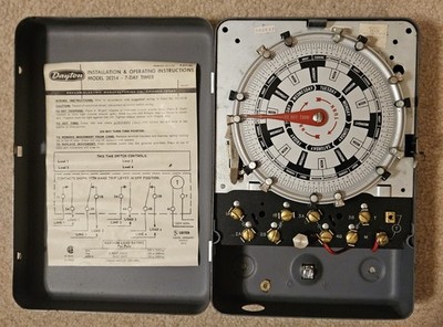 Dayton Time Switch 7 Day Model 2E214 Electrical Mechanical On Off