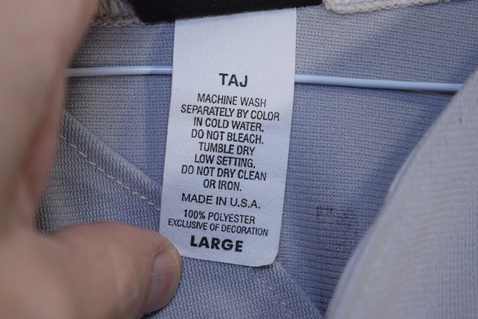 CAMISETA DE BÉISBOL de la Facultad de Derecho de Chicago Sidley Austin Marrón y Madera BIG LAW D Jones Foto 3 de 4