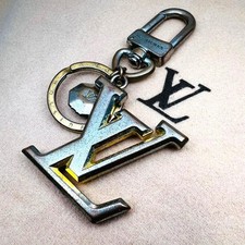 Louis Vuitton LV Facettes Logo Bag Charm Key Holder Keyring Gold used