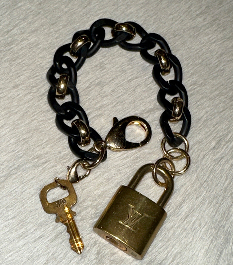 louis vuitton lock bracelet