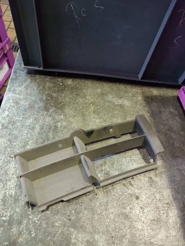 Original BMW 5er E39 Abdeckung Stoßstange Verkleidung Blende vorne links 8235674