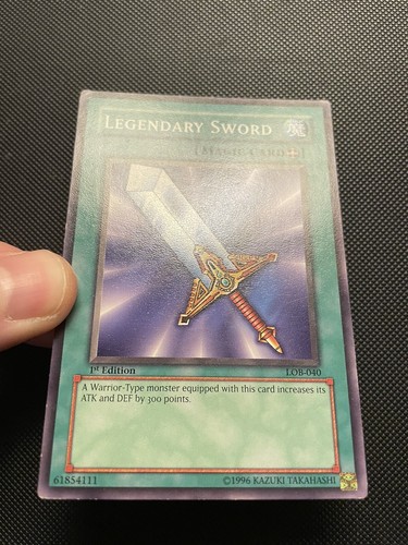 Yu-Gi-Oh! JCC Espada Legendaria LOB-040 1a Edición NA Inglés Vintage Estampado Corto - Imagen 2 de 8