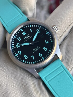 IWC Pilots Mark XX Mercedes-AMG PETRONAS Formula One™ Team