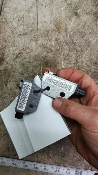 02 03 04 INFINITI i35 LEFT & RIGHT(BOTH) BAGS SIDE IMPACT CRASH SENSORS 2004 - Изображение 3 из 4