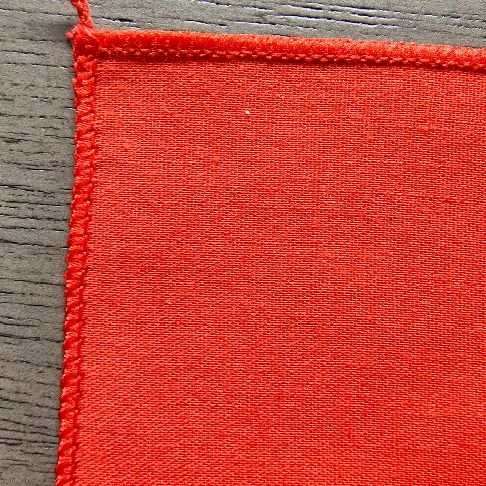 VTG Handmade Cloth Dinner Napkin Solid Red Set of 8 Cotton 17x17 Lightweight - Image 4 of 4