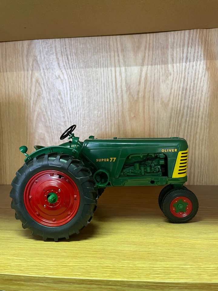 1/16 Oliver Super 77 Diesel Tractor Spec Cast Narrow Front - Image 3 of 4